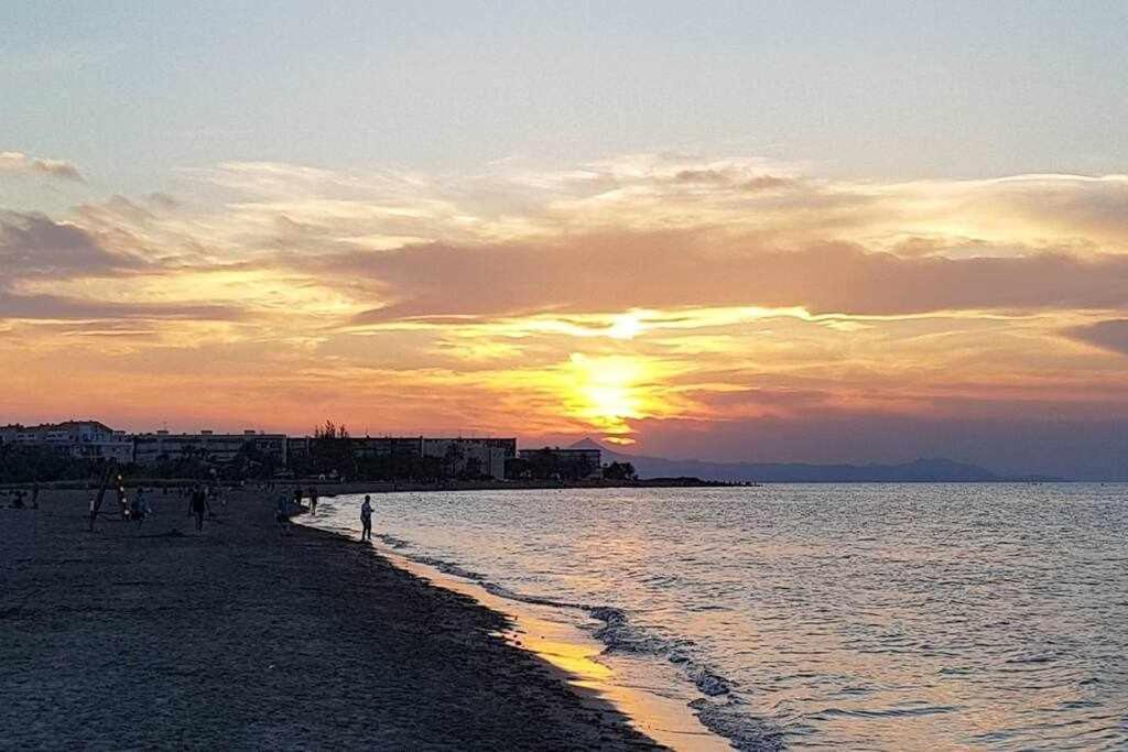 Apartamento A 150M De La Playa Wifi Gratis Denia Exterior foto